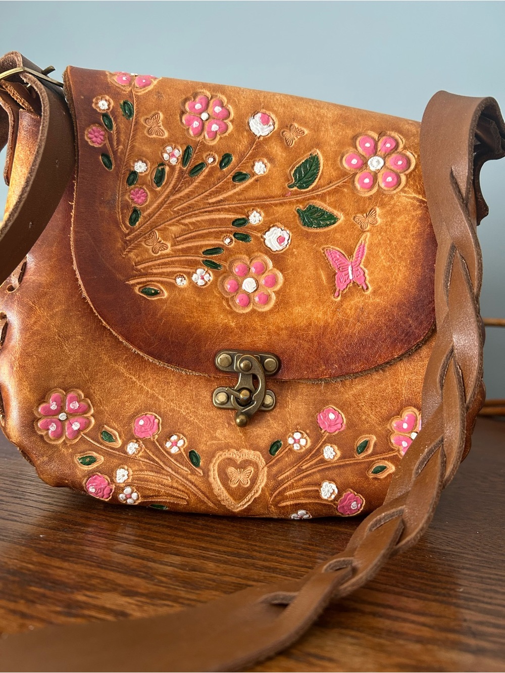 Vintage Hand-Tooled Floral Leather Shoulder Bag - Brown with PaintedPink Accents - Picture 4 of 12